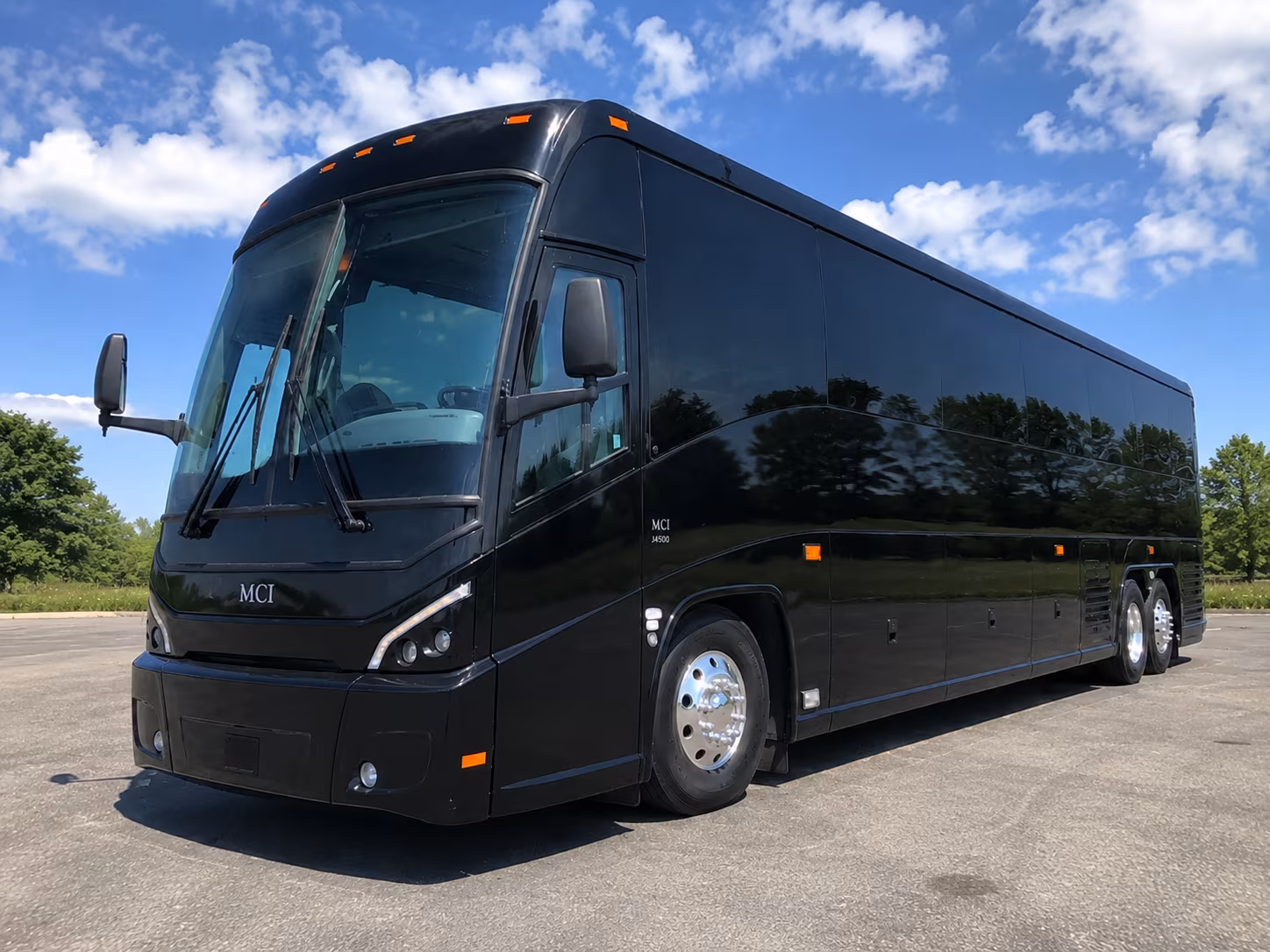 choosing the right bus for mgccc bulldogs and local sports events