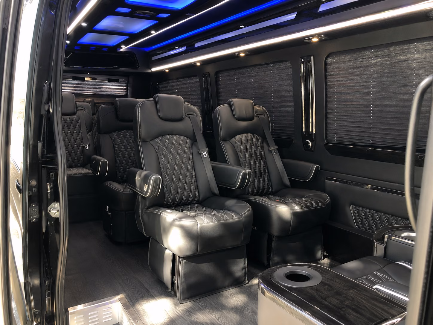 gulfport charter bus interior 2